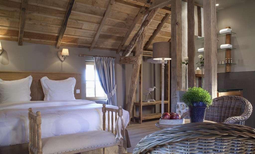 Auberge De La Source - Hotel De Charme, Collection Saint-Simeon Barneville-la-Bertran Room photo